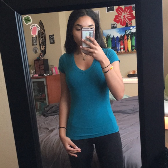 Blue top - Picture 2 of 3